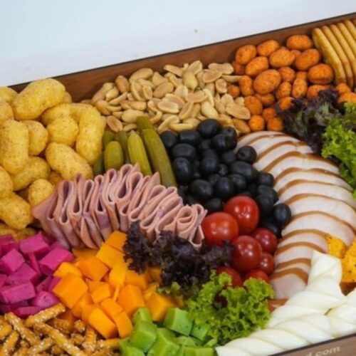 خدمات پذیرایی مراسم رهام جان